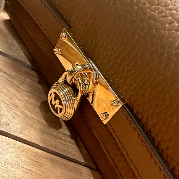 Michael Kors wallet brand new never used. Brown with gold accents. $148 new. - Picture 13 of 14